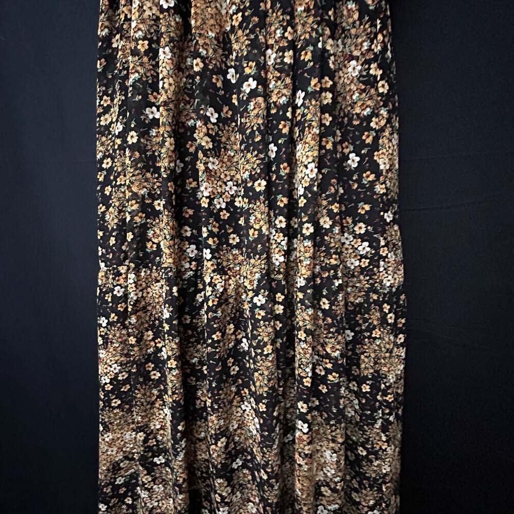 Premier Amour Floral Print Sleeveless Maxi Dress with Tie Waist - Picture 2 of 11